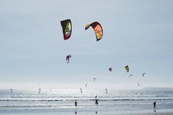 Portugal - kitesurf and windsurf holiday. Praia do Cabedelo beach.